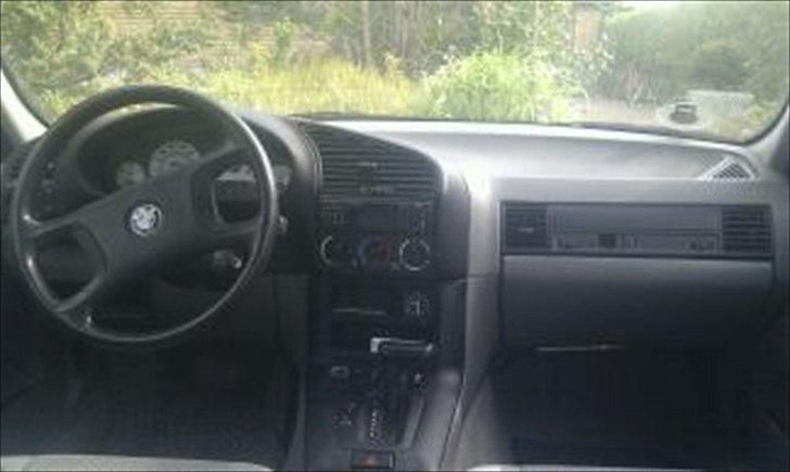 BMW 320 i byt tet billede 10