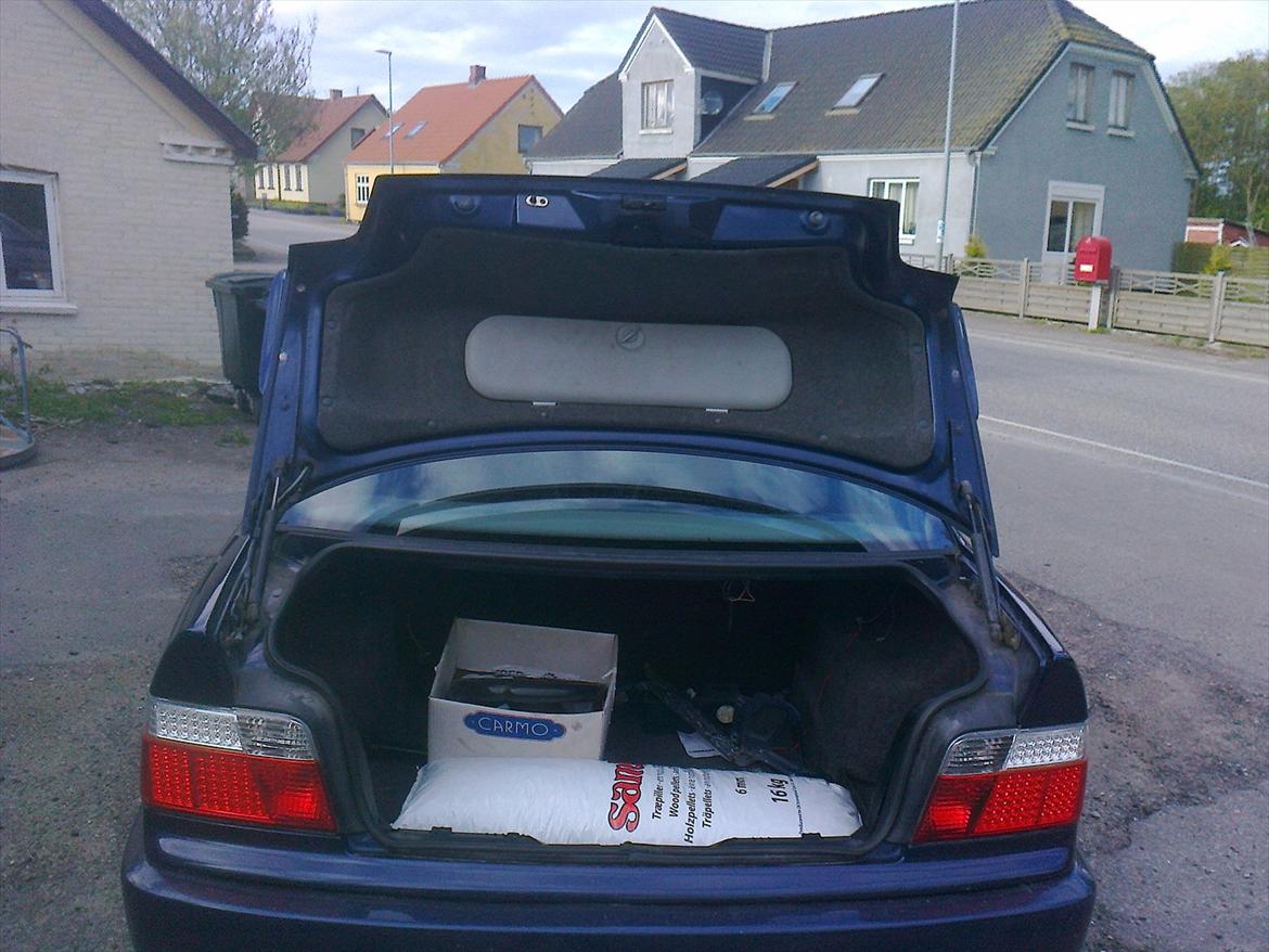 BMW 320 i byt tet billede 19