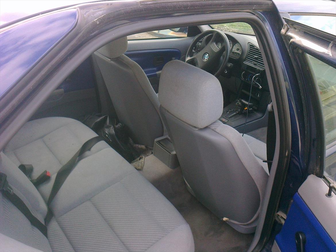 BMW 320 i byt tet billede 20