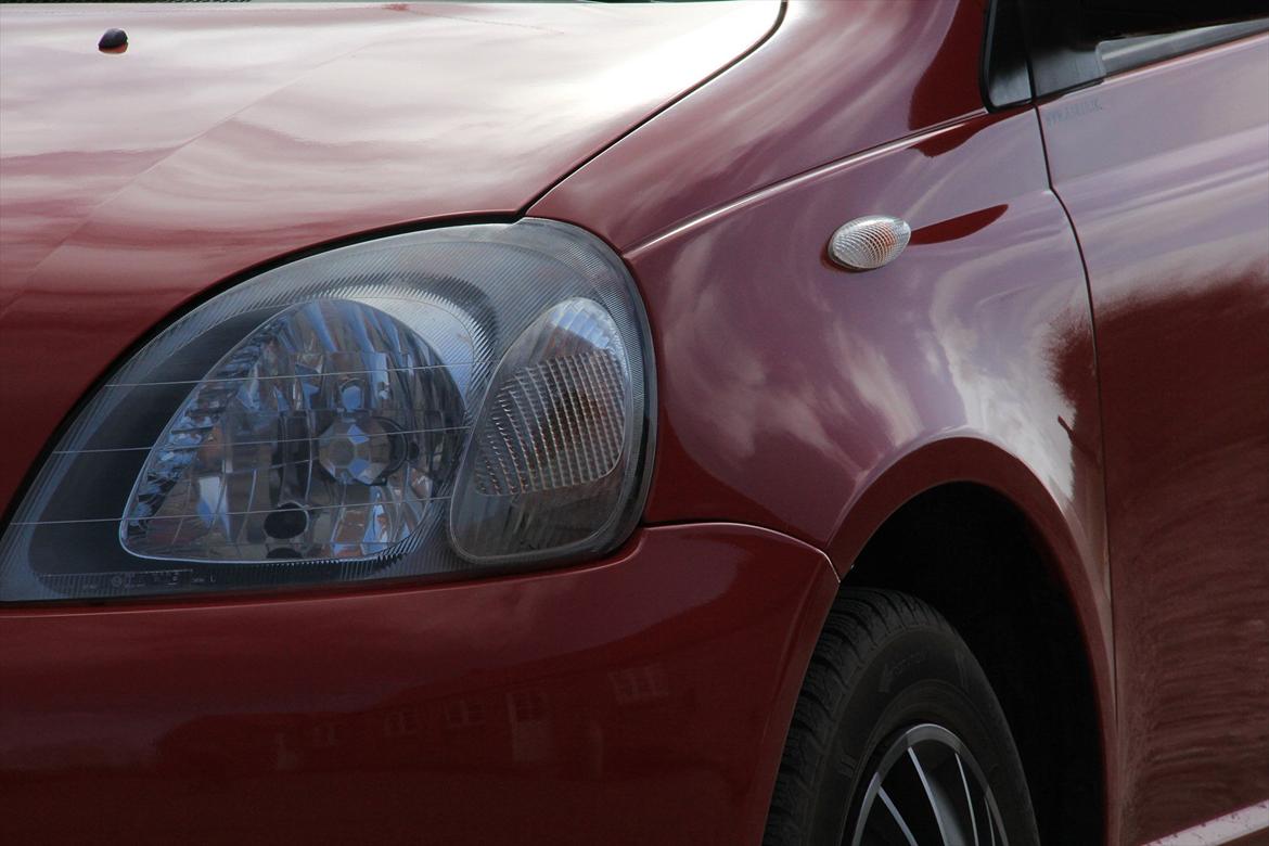 Toyota Yaris 1,3 Linea Luna billede 3