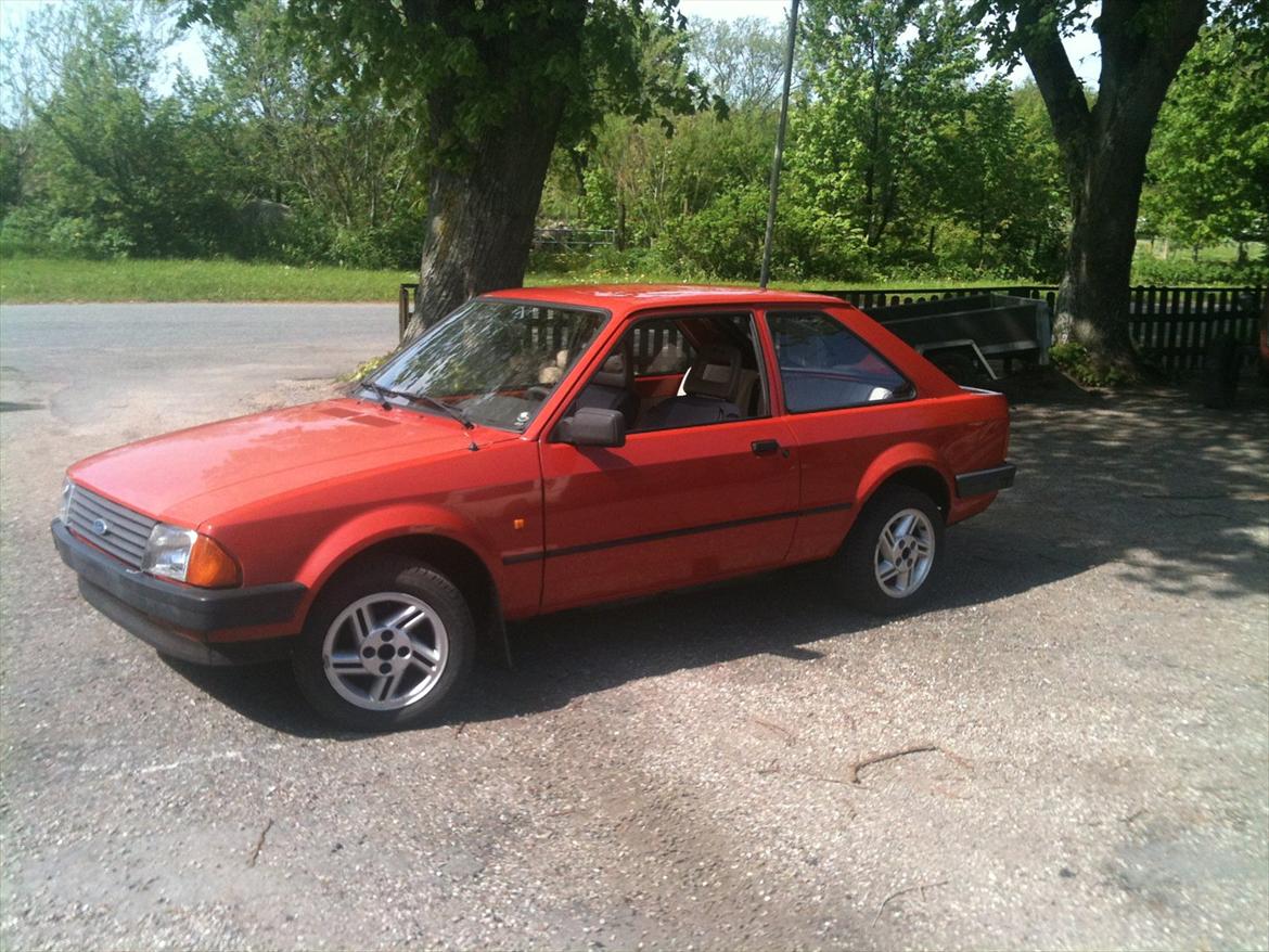Ford escort mk3 1,3 billede 2