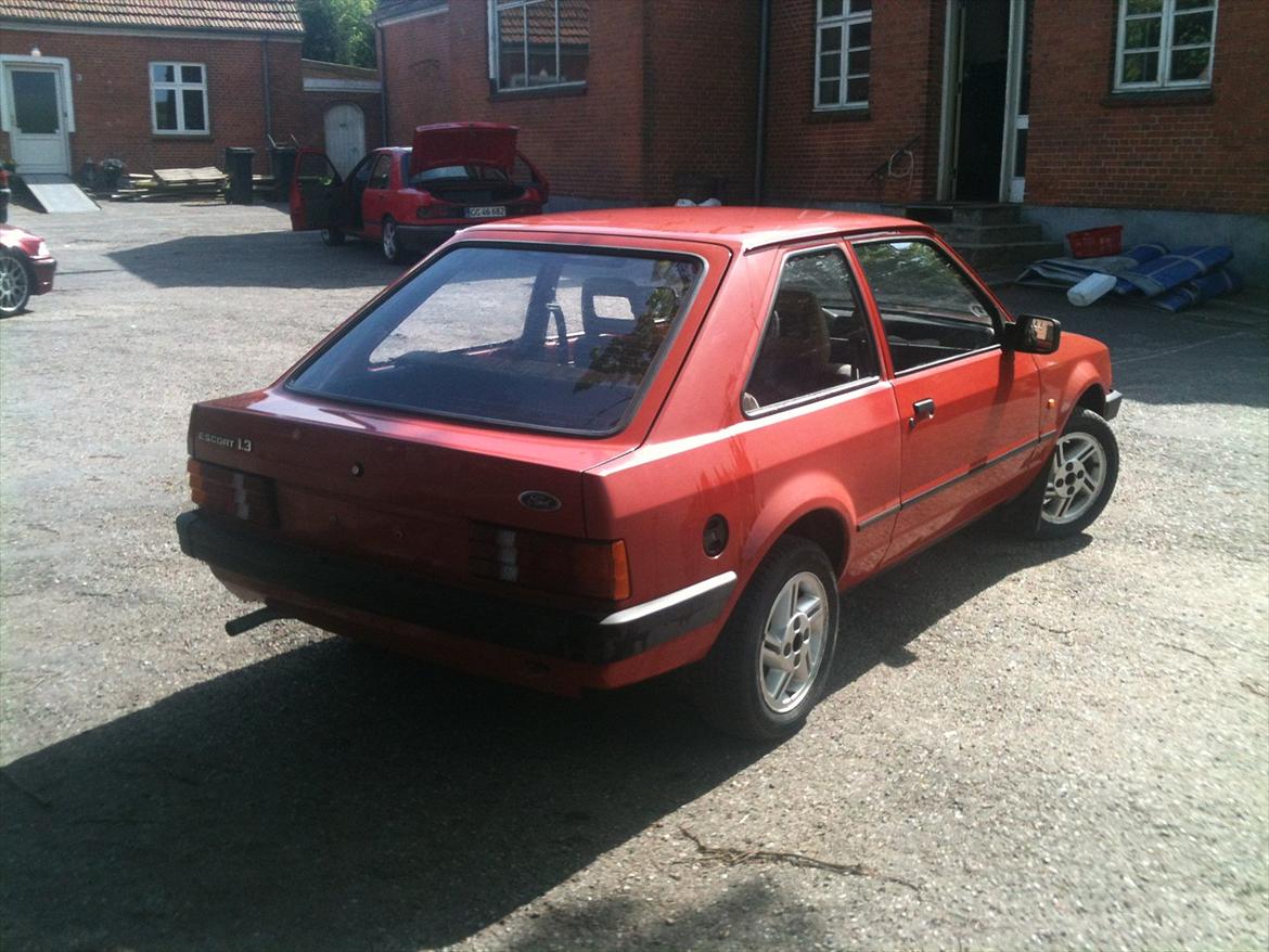 Ford escort mk3 1,3 billede 4