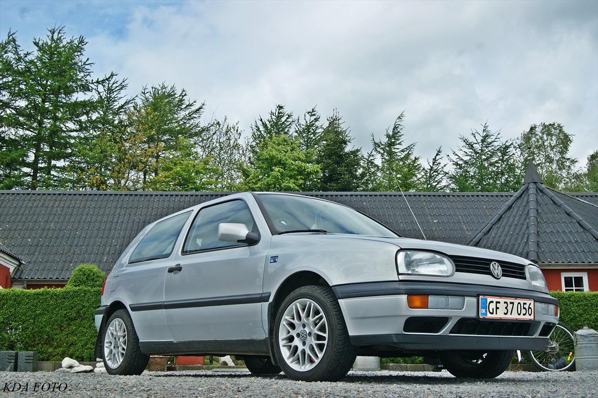 VW Golf III - Ingolf en smuk forårsdag hjemme! billede 2