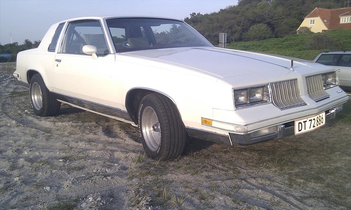 Oldsmobile Cutlass Suprime Calais 350 V8  billede 3