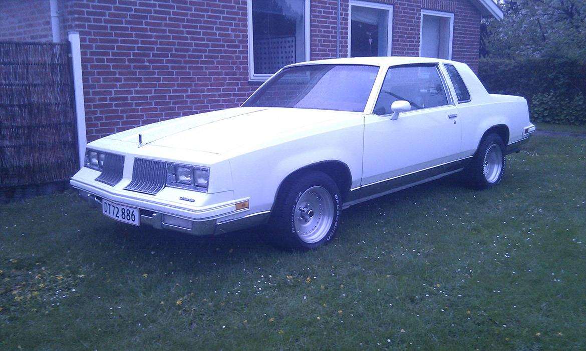 Oldsmobile Cutlass Suprime Calais 350 V8  billede 5