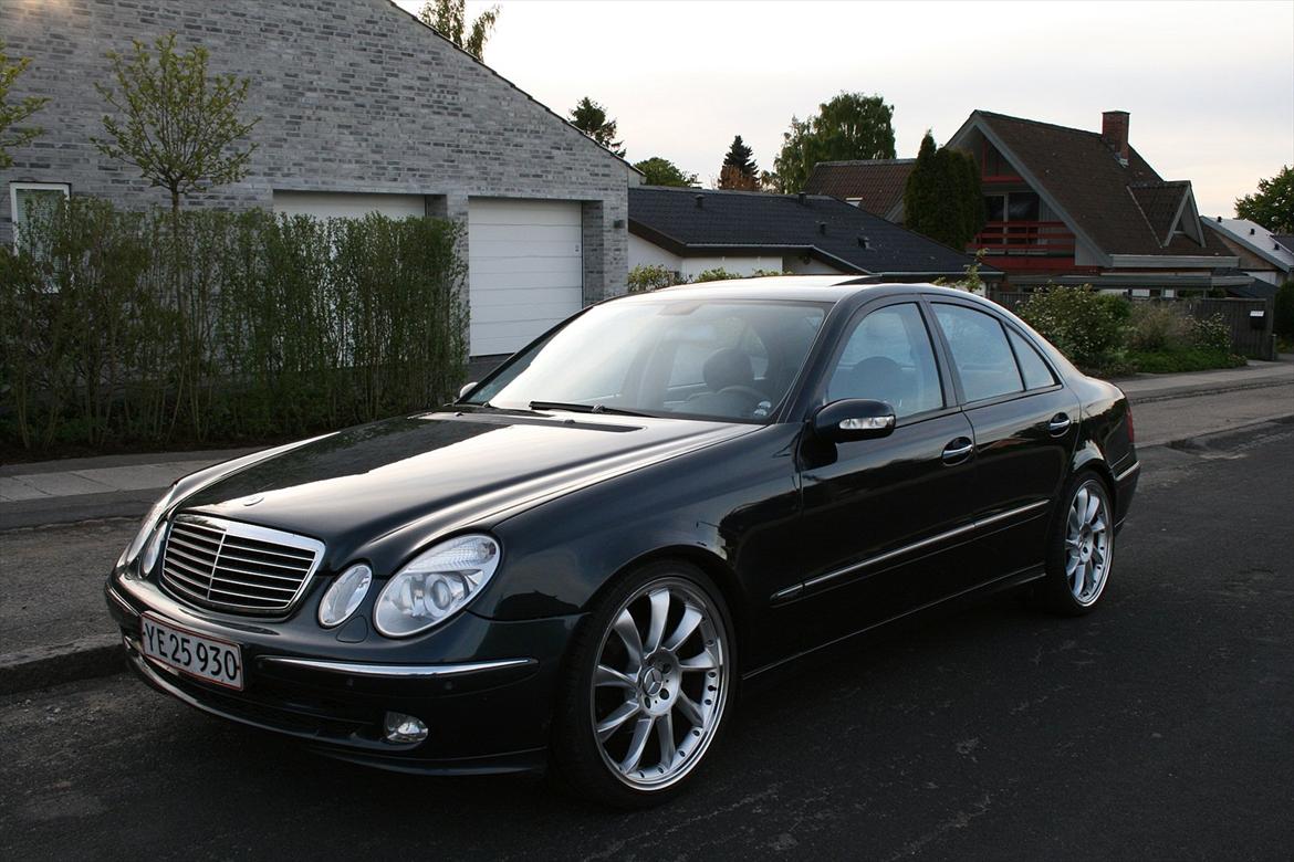 Mercedes Benz E320 w211 billede 2