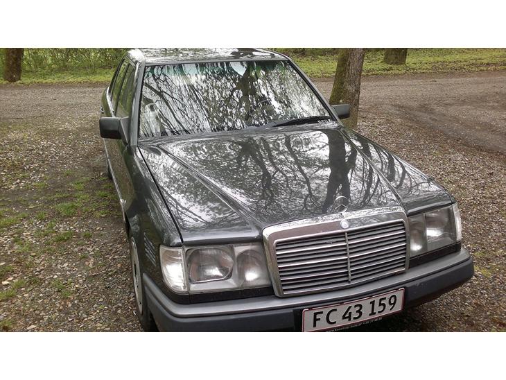 Mercedes Benz w124 - 300D billede 1