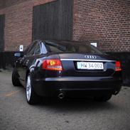 Audi A6 4F 2,4