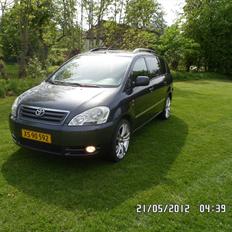 Toyota Avensis Verso "Sportsvan" SOLGT