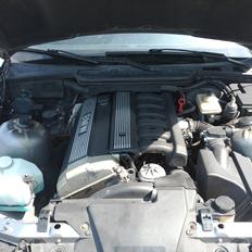 BMW e36 320i 