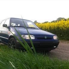Skoda 1.6 LX Combi "TOTALSKADET"