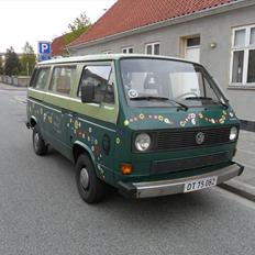 VW t3 caravelle hippie bus