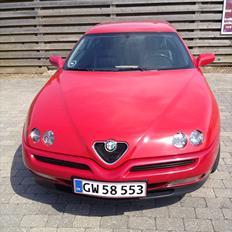 Alfa Romeo GTV 916