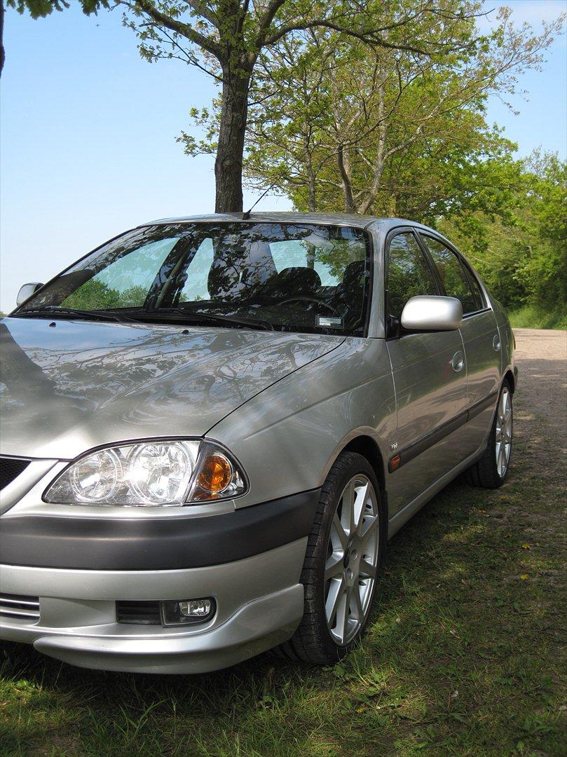 Toyota Avensis 1,8 billede 10