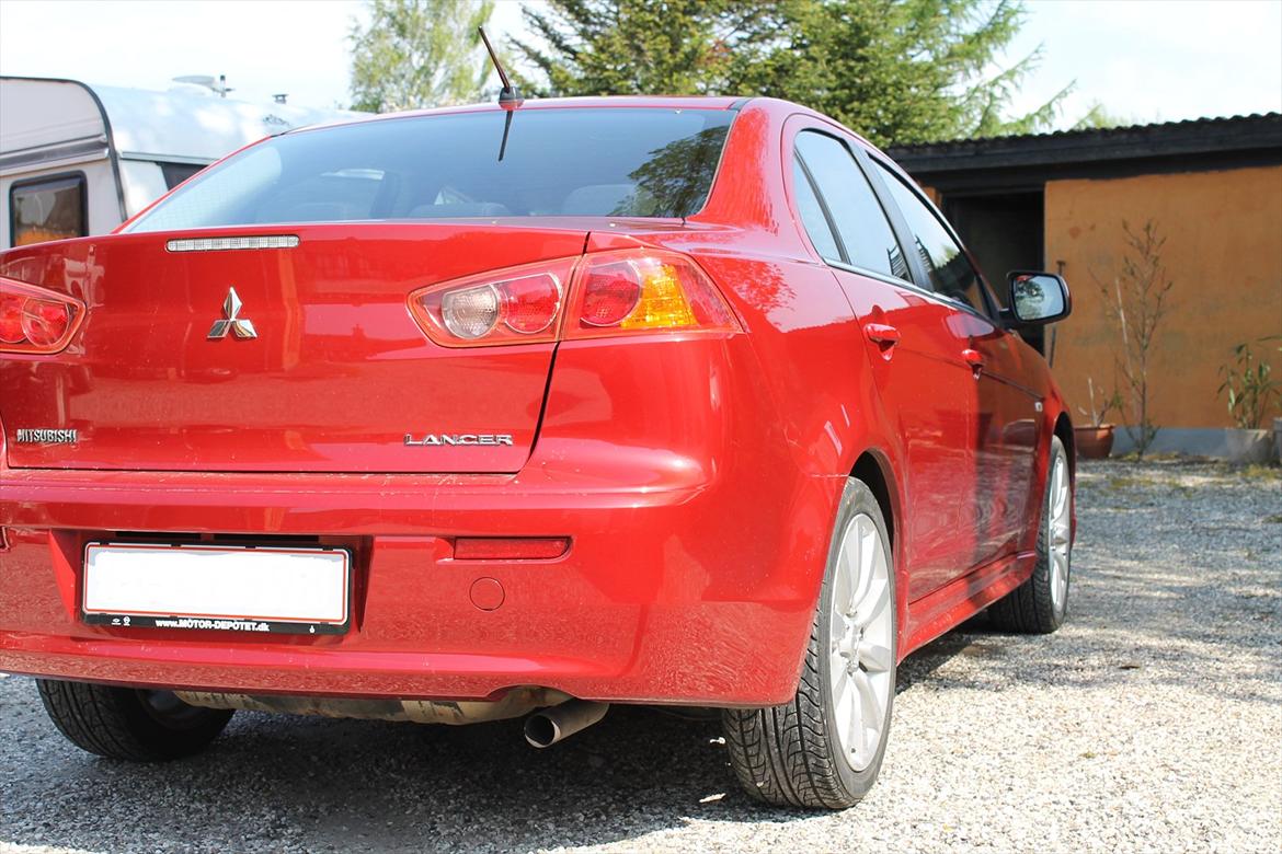 Mitsubishi Lancer Intense Sports Sedan billede 6