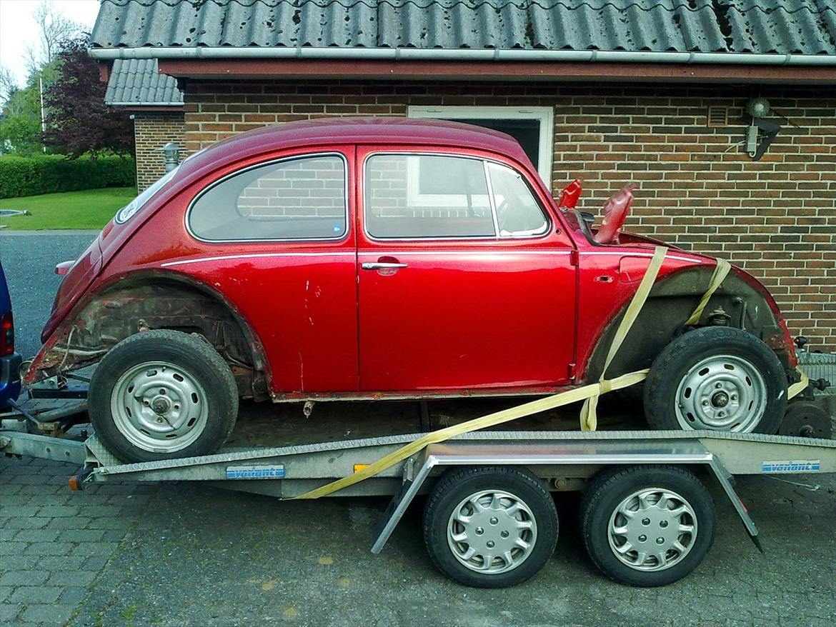 VW 1300 - Pakket og klar til at komme hjem billede 6