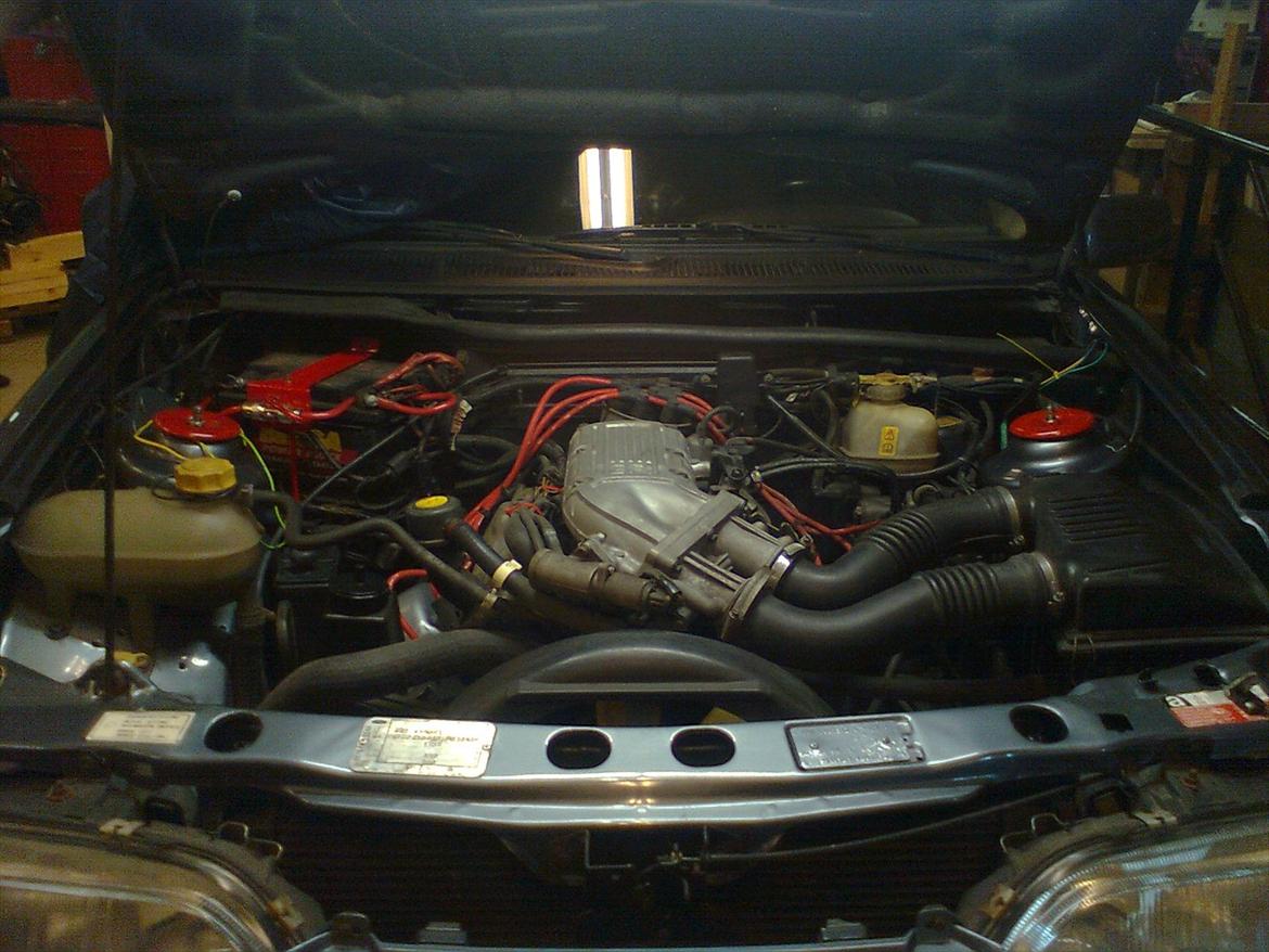 Ford Sierra 2,9 v6 - motor / motorrum,,,,bliver piftet op,,,,,,,,,,,,,,,,,,,,,,,,,,,,,,,,,,,,,,,,, billede 4