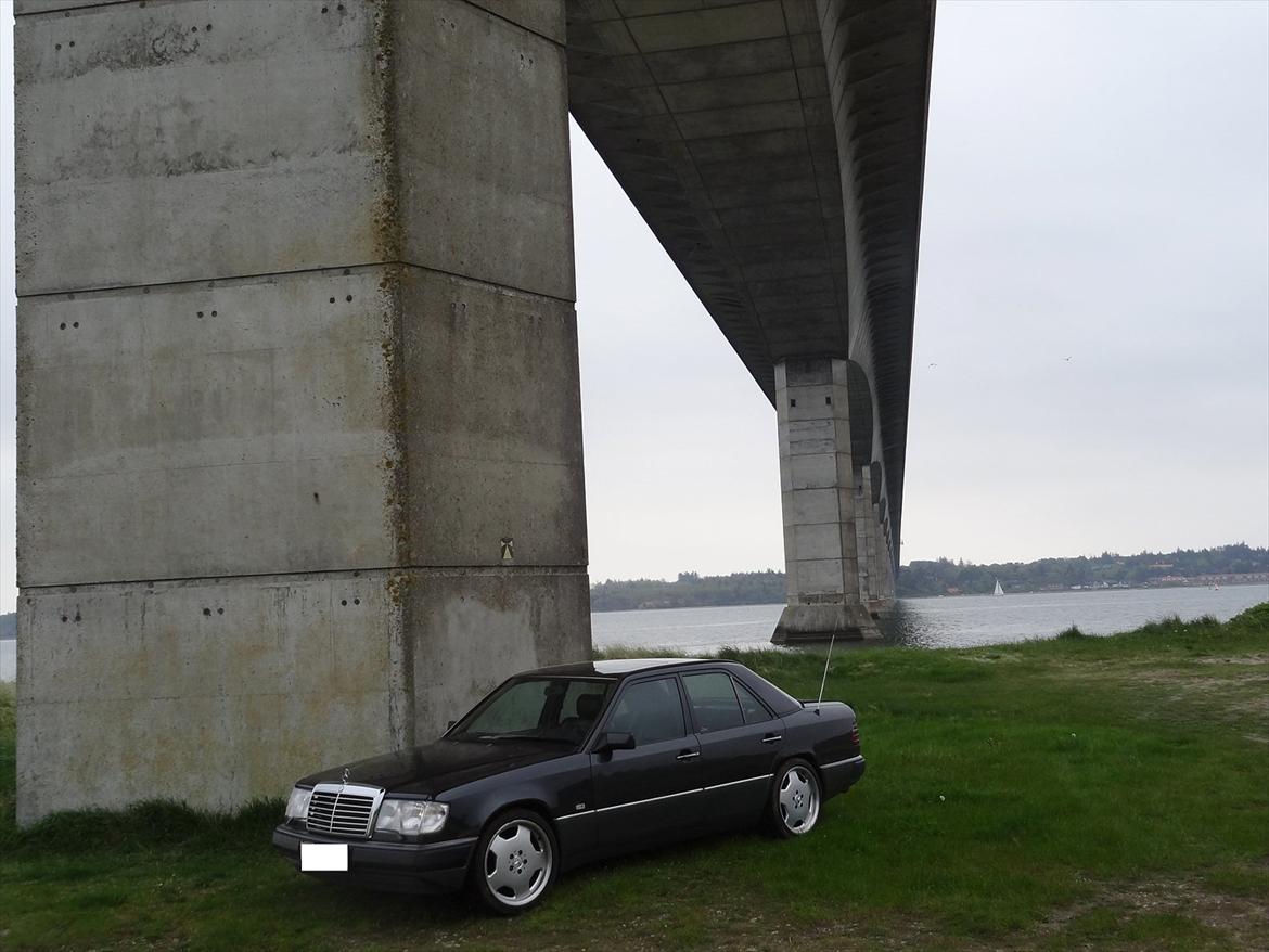 Mercedes Benz W124 300E-24 JAPAN billede 5