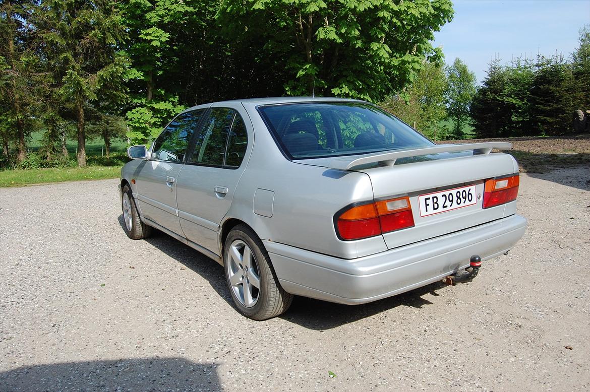 Nissan Primera P10 1,6 LX billede 1