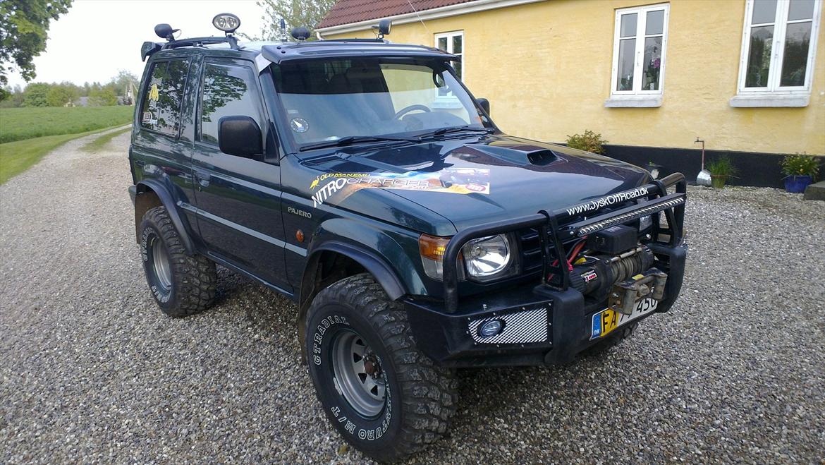 Mitsubishi pajero 2,8td billede 1