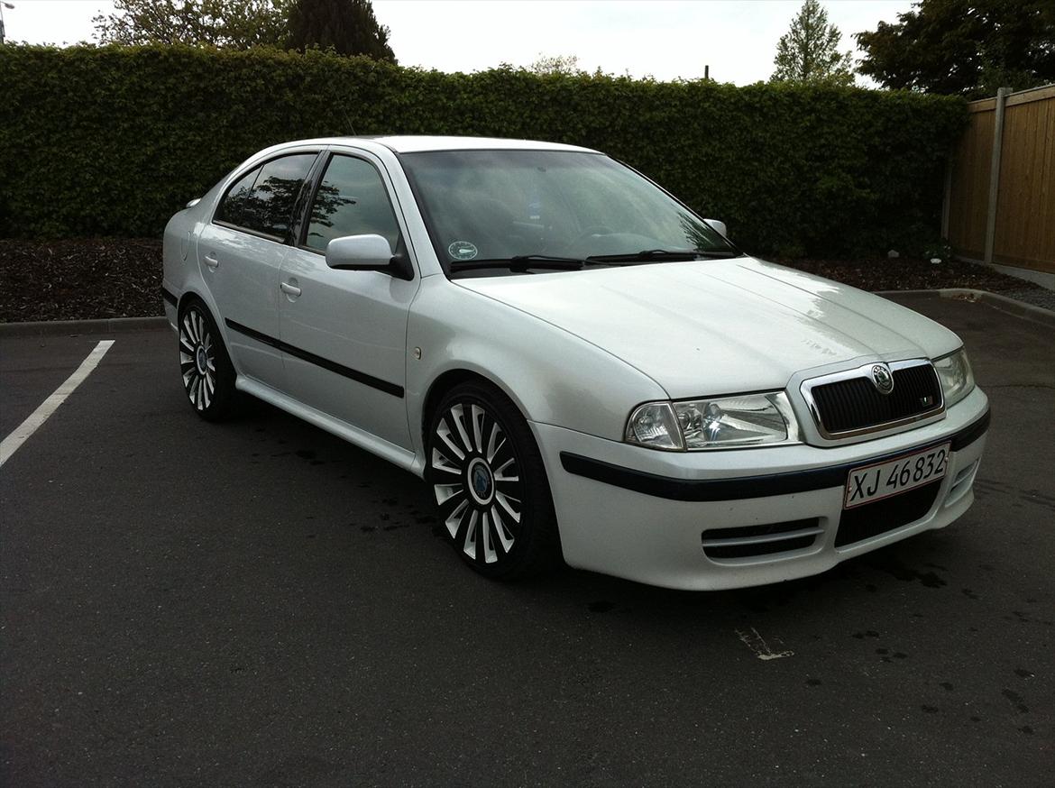 Skoda Octavia Solgt 14-1-14 billede 2