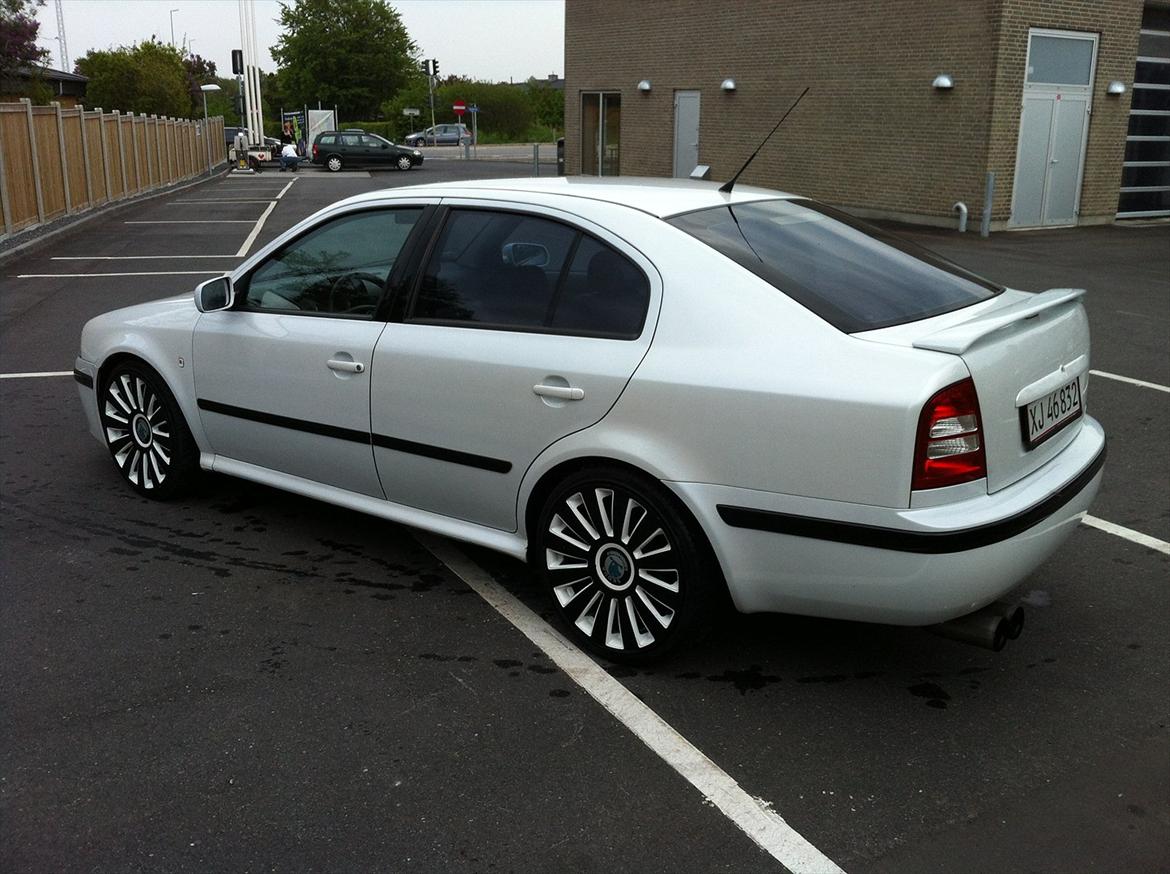 Skoda Octavia Solgt 14-1-14 billede 3