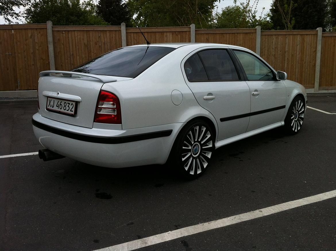 Skoda Octavia Solgt 14-1-14 billede 4