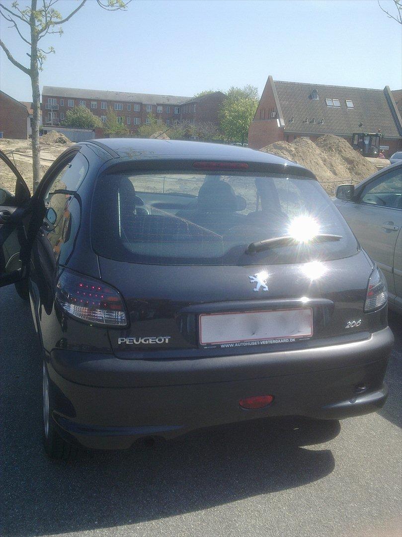 Peugeot 206 billede 1