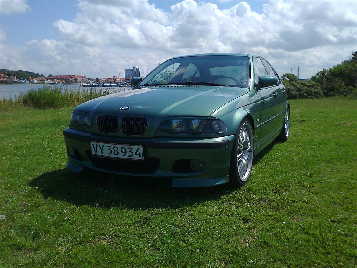 BMW 316i  [Tidl bil] billede 2