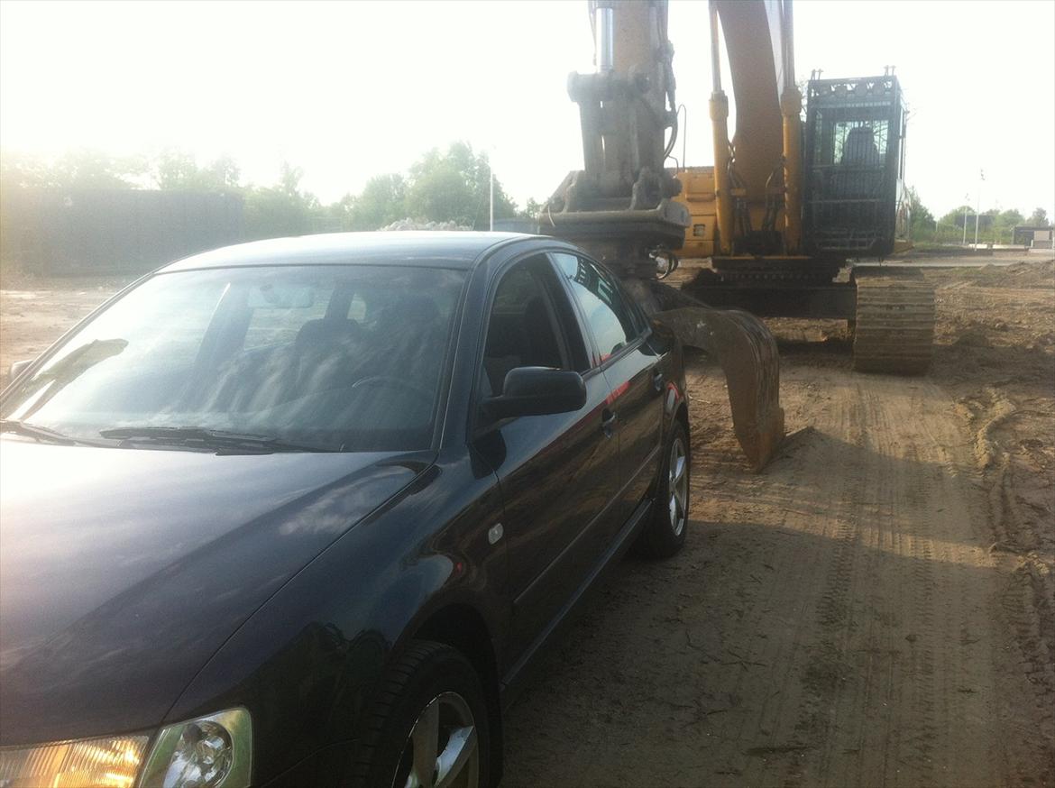 VW Passat Limo 1,8T 20V SOLGT billede 4