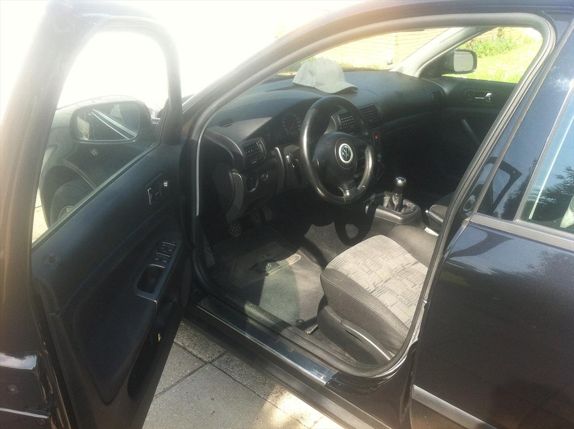 VW Passat Limo 1,8T 20V SOLGT billede 9