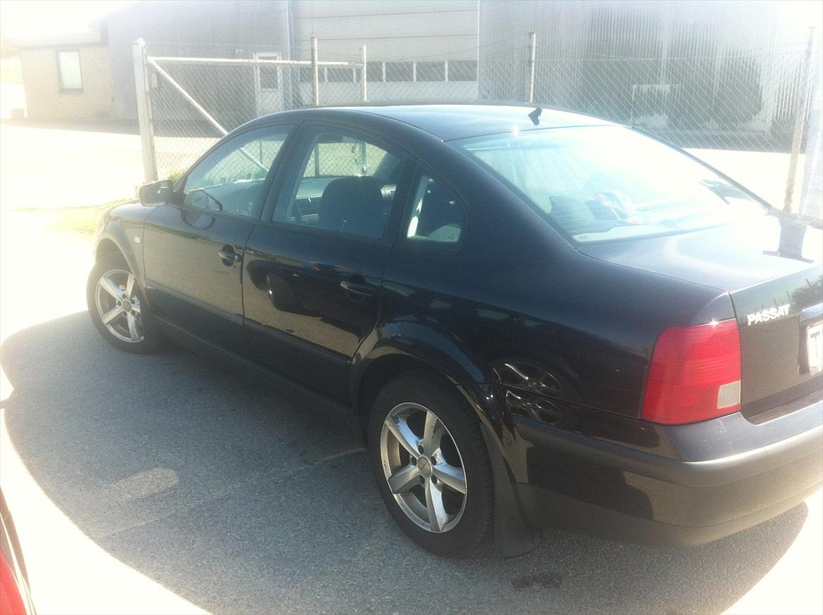 VW Passat Limo 1,8T 20V SOLGT billede 16