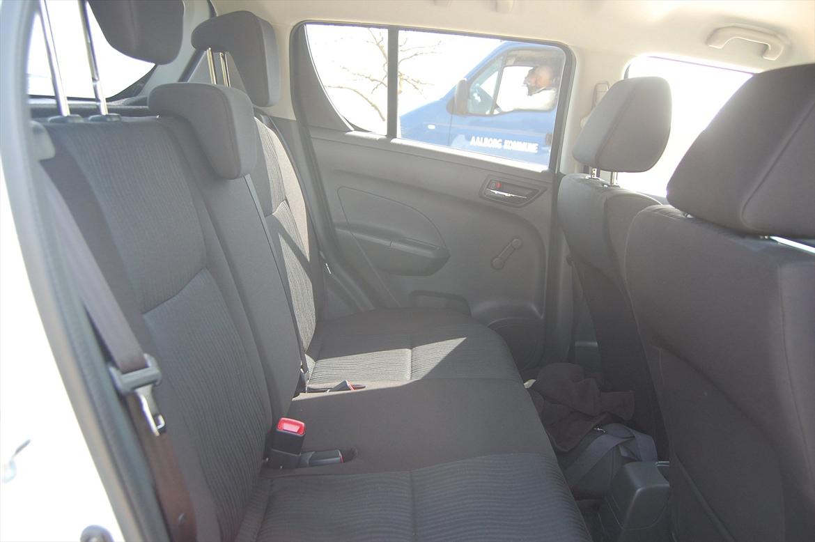 Suzuki Swift - SOLGT billede 13