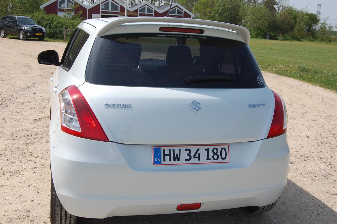 Suzuki Swift - SOLGT billede 5