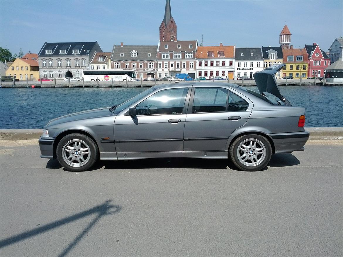 BMW e36 320i  billede 4
