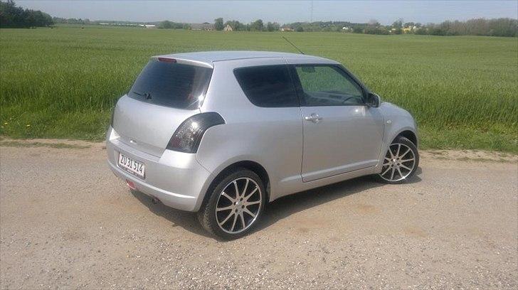 Suzuki swift billede 8