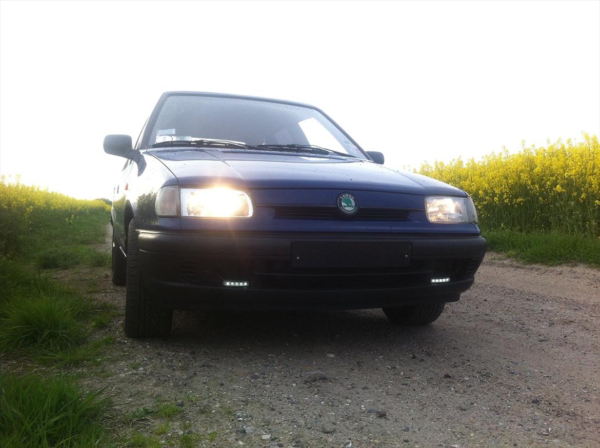 Skoda 1.6 LX Combi "TOTALSKADET" billede 3