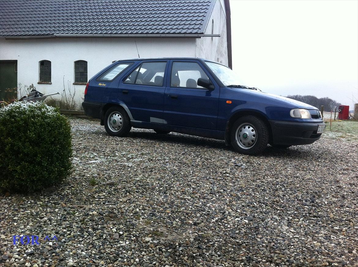 Skoda 1.6 LX Combi "TOTALSKADET" billede 16