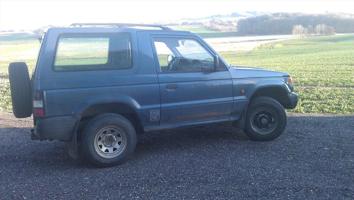 Mitsubishi pajero billede 2