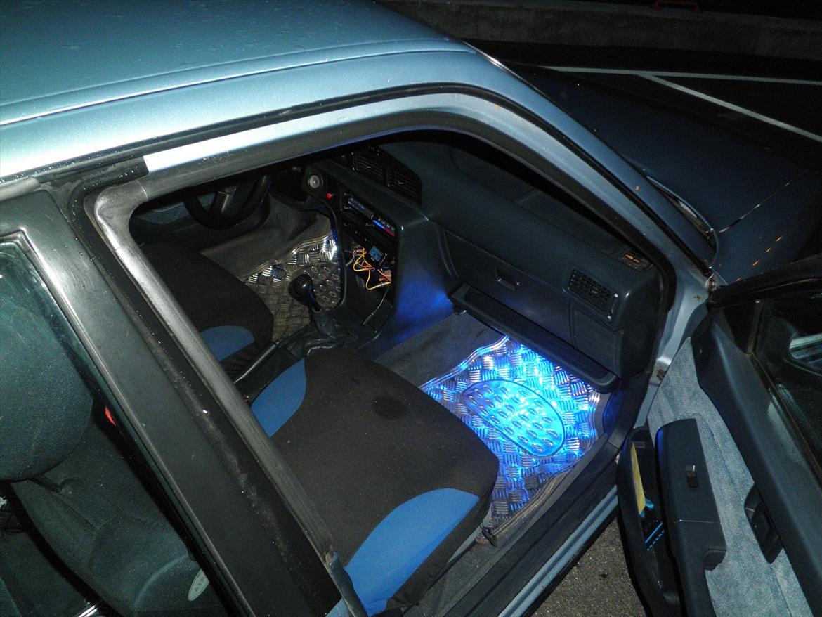 Toyota Carina II AT171 Gli billede 9