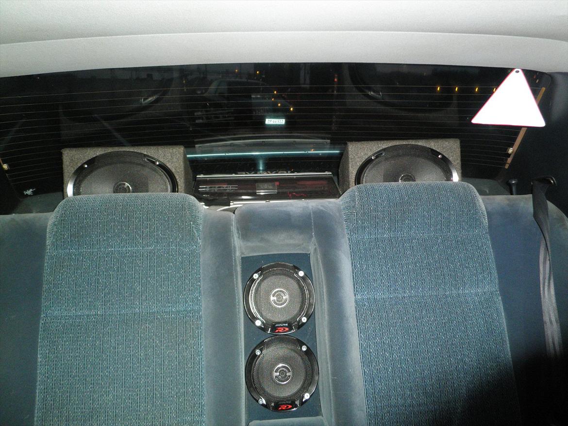 Toyota Carina II AT171 Gli billede 10