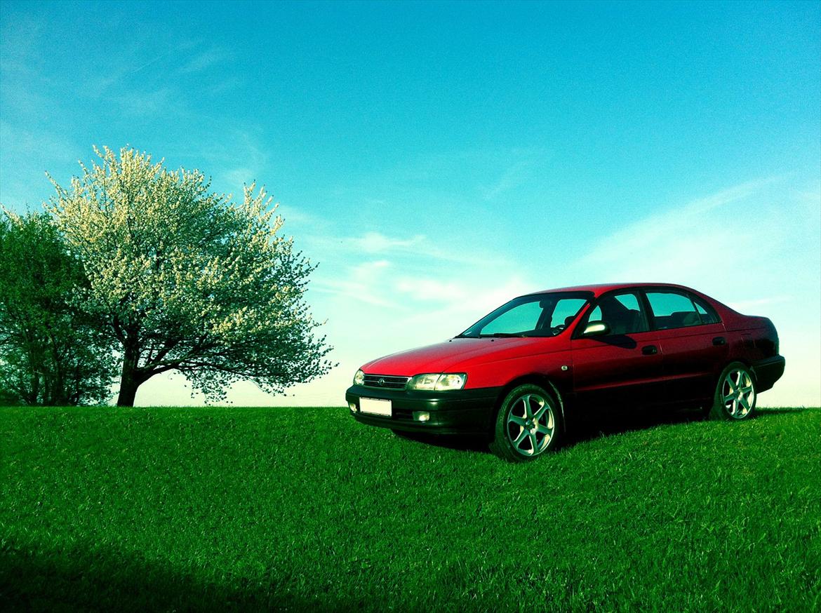 Toyota Carina E 1,6 16V XLi billede 1