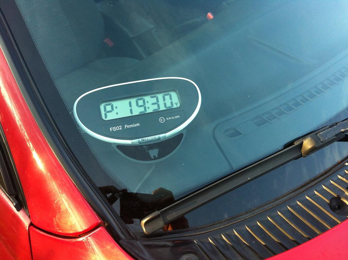 Toyota Carina E 1,6 16V XLi billede 8