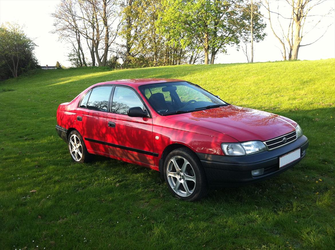 Toyota Carina E 1,6 16V XLi billede 3