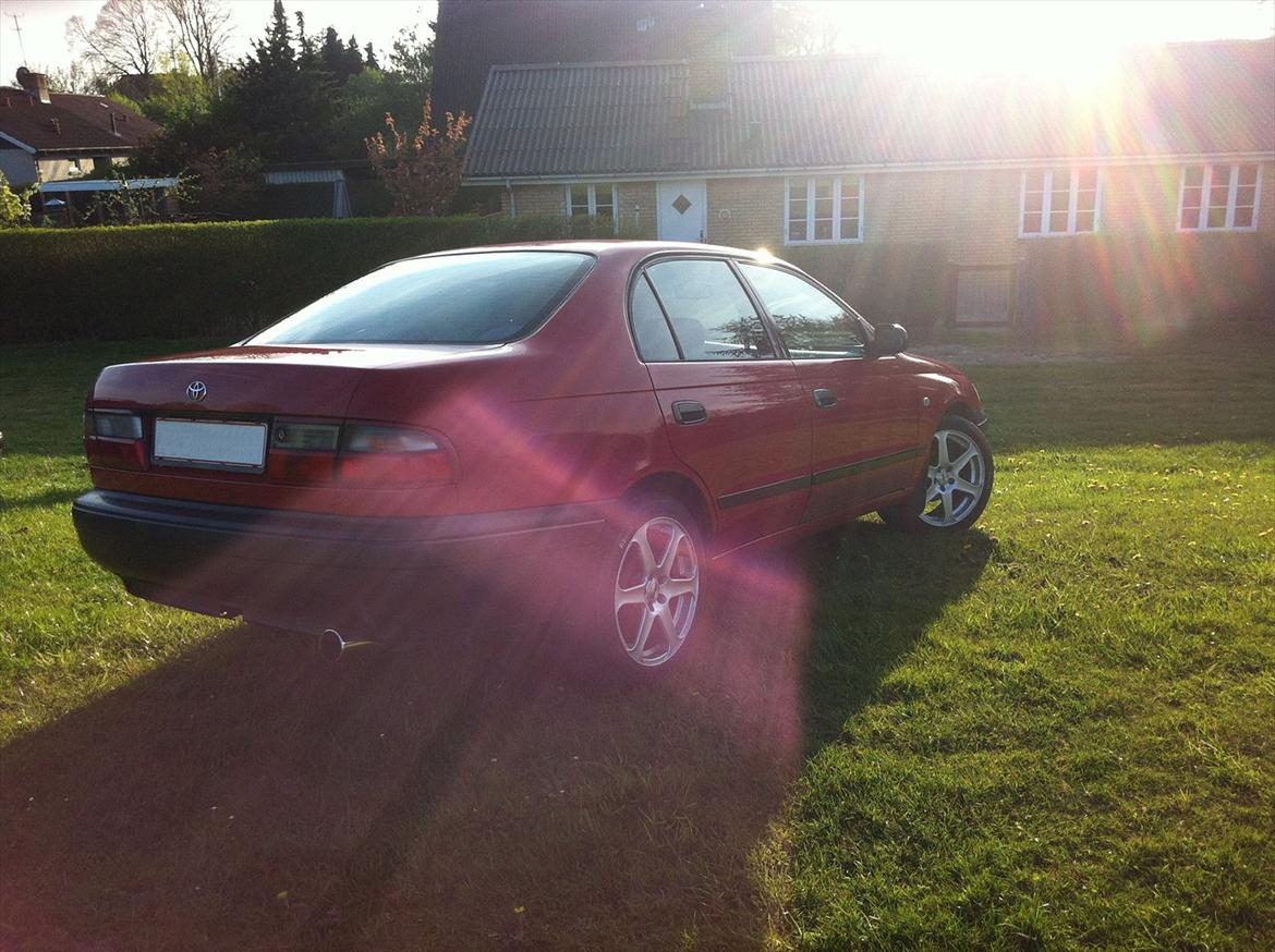 Toyota Carina E 1,6 16V XLi billede 4