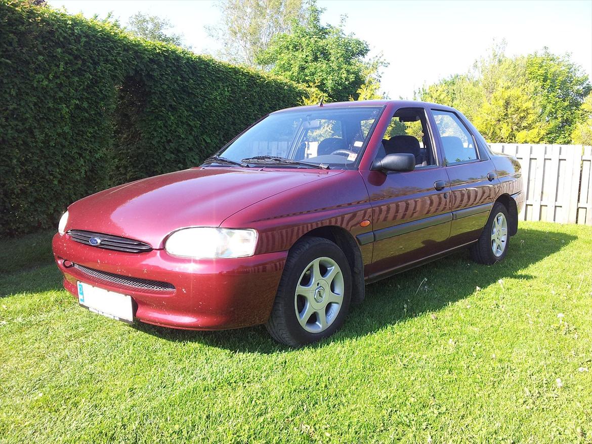 Ford Escort 1.6 Country billede 5