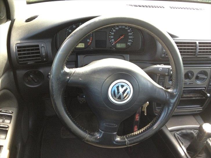 VW Passat 1.8T 20V Limo SOLGT billede 13