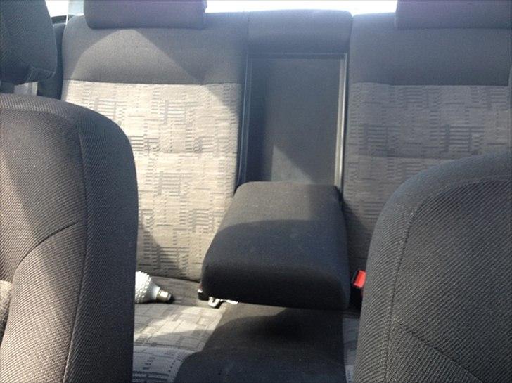 VW Passat 1.8T 20V Limo SOLGT billede 17