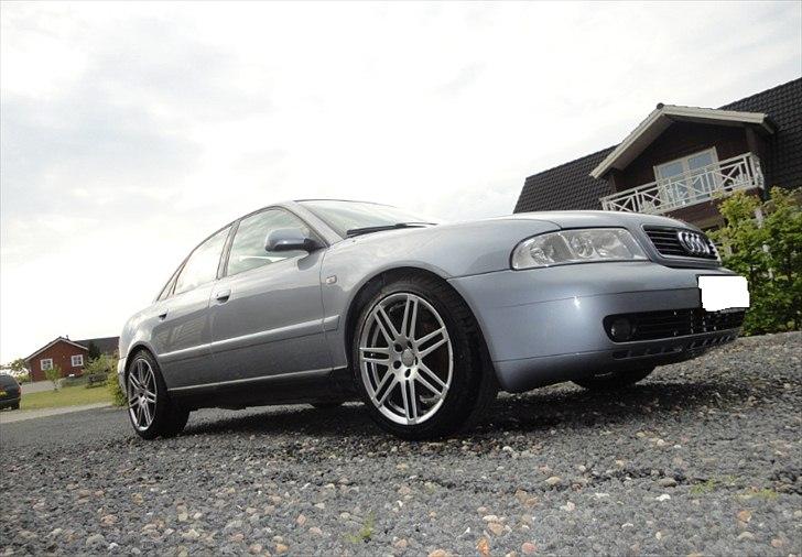 Audi A4 1.8 20v Turbo billede 4