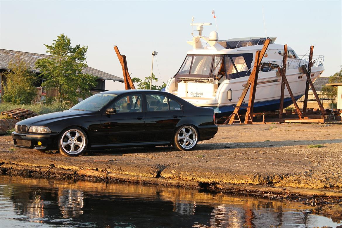 BMW E39 523I <----DuB sA fUcK---->**SOLGT** billede 5